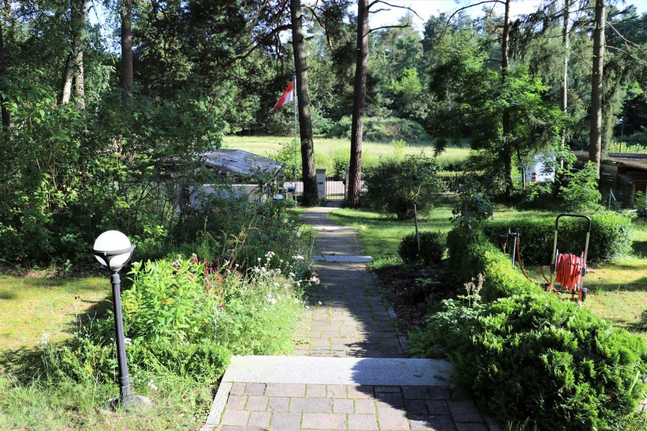 Fahrradpension Am Weg Nach Kopenhagen Fürstenberg-Havel Extérieur photo
